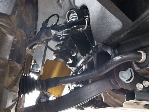 Used 2024 Chevrolet Colorado ZR2 w/ Safety Package AWD/4WD image 16