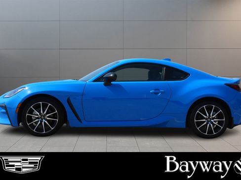 Used 2024 Toyota GR86 Base image 4