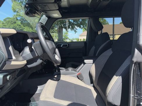 Used 2025 Ford Bronco Big Bend AWD/4WD image 9