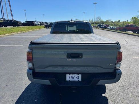 Certified 2020 Toyota Tacoma TRD Off-Road w/ TRD Premium Off Road Package image 4