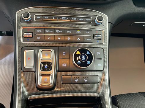 Used 2023 Hyundai Santa Fe SEL image 17