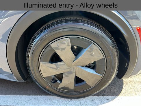 Used 2024 Toyota Prius Prime SE image 14