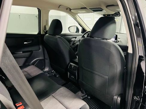 New 2026 Nissan Rogue SV FWD image 25