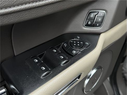 Used 2021 Ford Expedition Max XLT AWD/4WD image 9
