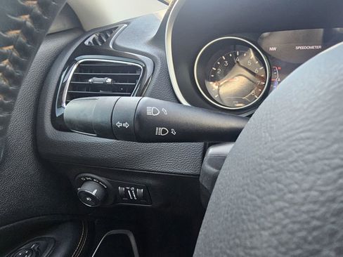 Used 2019 Jeep Compass Limited w/ Advanced Safety Group image 20