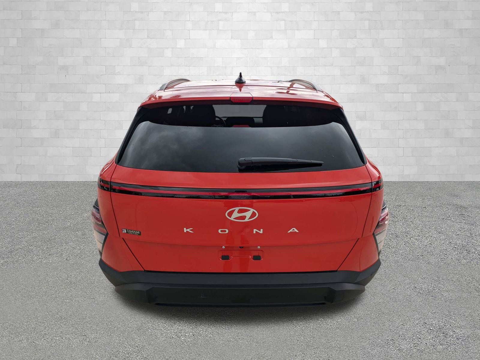 Used 2024 Hyundai Kona SEL FWD image 3