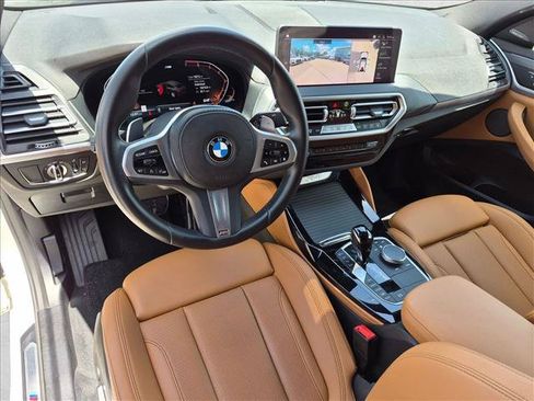 Used 2024 BMW X4 xDrive30i w/ M Sport Package AWD/4WD image 10