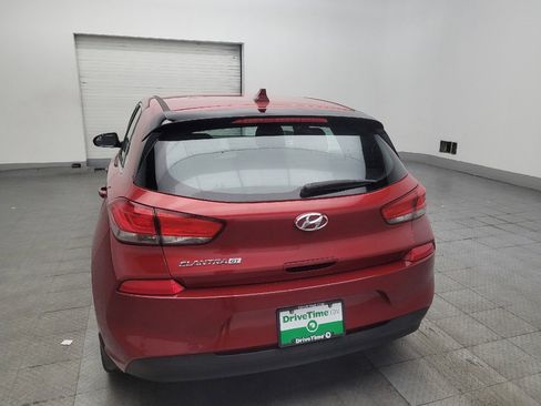 Used 2018 Hyundai Elantra GT FWD image 6