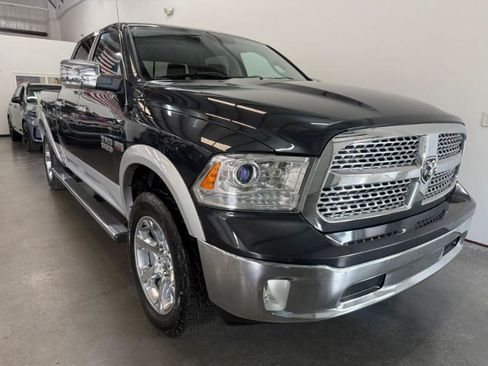 Used 2014 RAM 1500 Laramie AWD/4WD image 4
