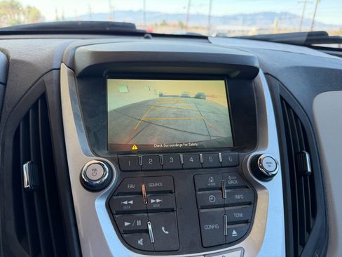 Used 2015 Chevrolet Equinox LT w/ Driver Convenience Package image 11