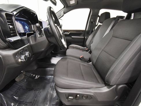 Used 2024 GMC Sierra 3500 SLE image 13