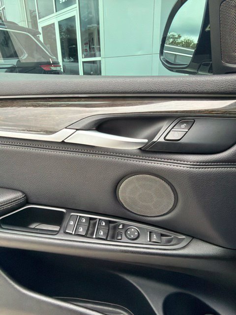 Used 2018 BMW X5 xDrive50i AWD/4WD image 6