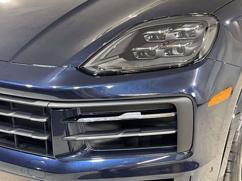 New 2026 Porsche Cayenne AWD/4WD image 5