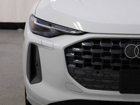 New 2025 Audi Q5 Premium Plus image 15