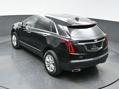 Certified 2025 Cadillac XT5 Luxury w/ LPO, Floor Liner Package AWD/4WD image 36