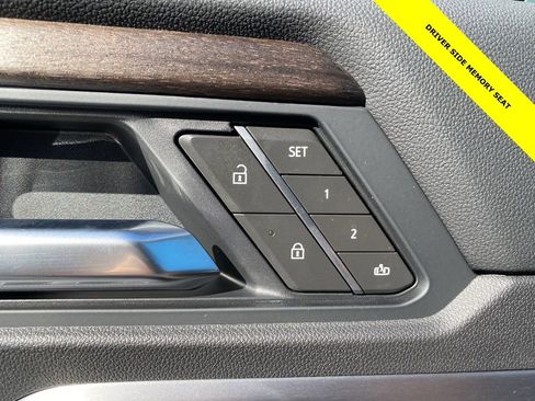 New 2026 GMC Acadia Denali Ultimate FWD image 15