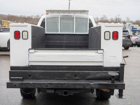 Used 2015 Ford F350 XLT w/ XLT Premium Package AWD/4WD image 7