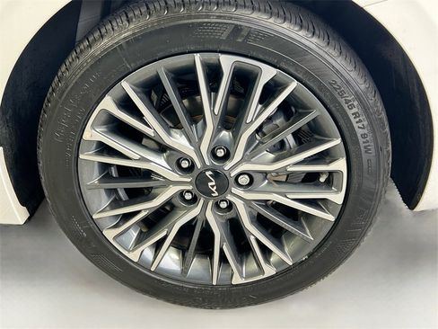 Certified 2023 Kia Forte GT-Line w/ GT-Line Technology Package image 30