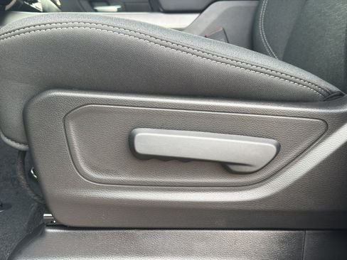 New 2026 RAM 1500 Express AWD/4WD image 15