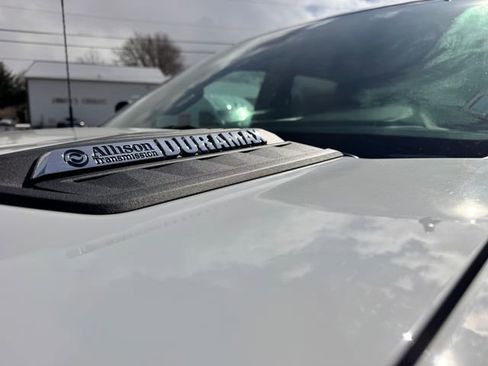 Used 2025 Chevrolet Silverado 2500 LT w/ Safety Package image 2