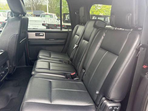 Used 2016 Ford Expedition Max Limited AWD/4WD image 23