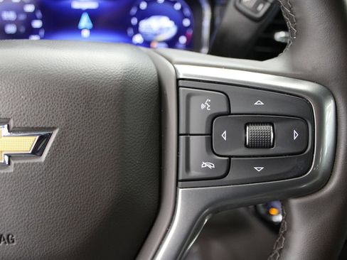 Used 2025 Chevrolet Silverado 2500 LTZ w/ LTZ Plus Package image 22