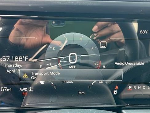 New 2026 GMC Terrain Elevation w/ Technology Package II AWD/4WD image 17