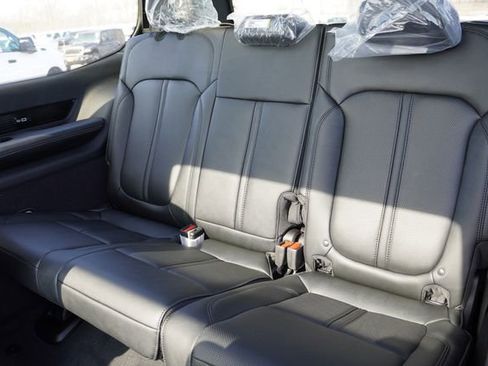 New 2026 Jeep Grand Wagoneer Summit AWD/4WD image 11