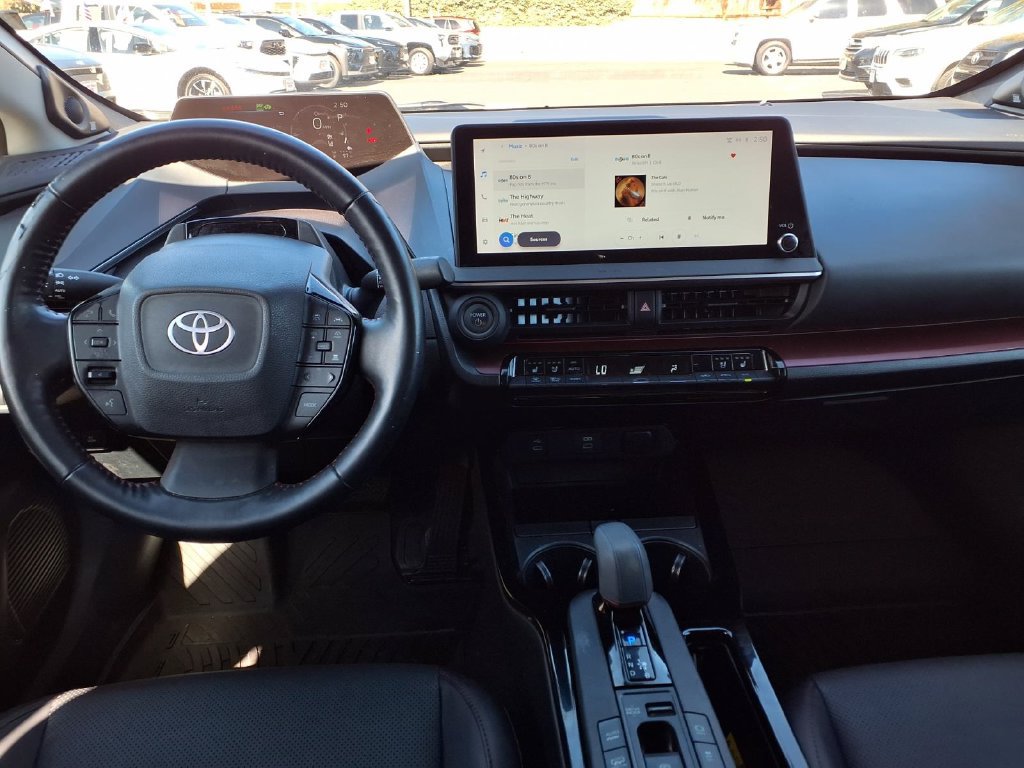 Certified 2023 Toyota Prius Prime Premium FWD image 31