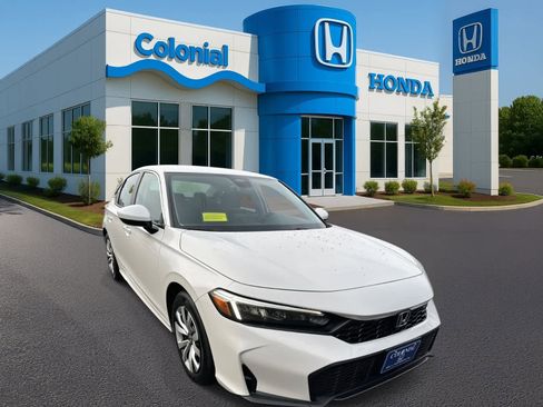 Used 2025 Honda Civic LX image 9
