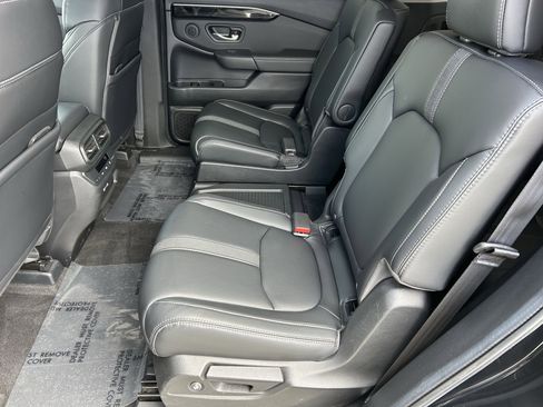 Used 2023 Honda Pilot EX-L image 14
