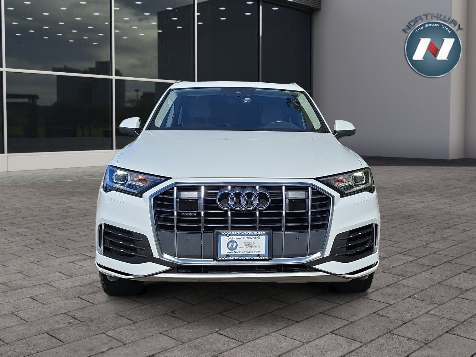 Used 2022 Audi Q7 2.0T Premium Plus w/ Premium Plus Package AWD/4WD image 8