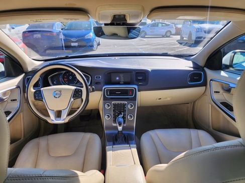 Used 2015 Volvo S60 T5 Premier image 18