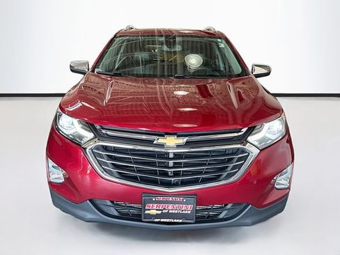 Used 2018 Chevrolet Equinox Premier FWD image 4