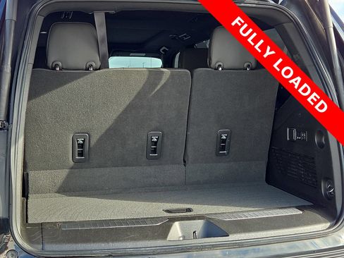 Used 2023 Chevrolet Tahoe Premier image 9