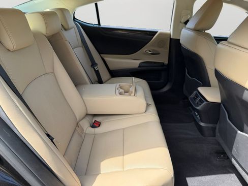 Used 2021 Lexus ES 350 w/ Premium Package FWD image 8