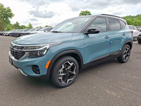 New 2026 Kia Seltos S AWD/4WD image 3