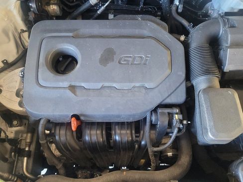 Used 2017 Hyundai Santa Fe Sport image 30