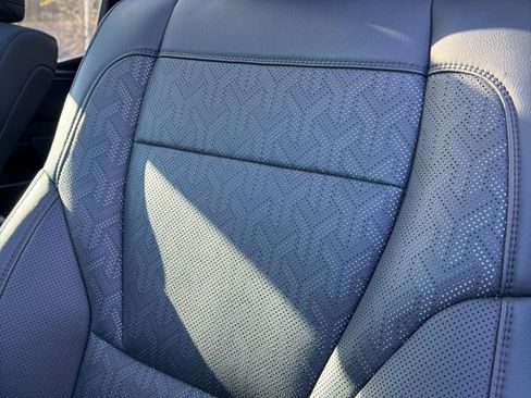 Used 2024 Toyota Tundra Limited w/ Power Package image 5