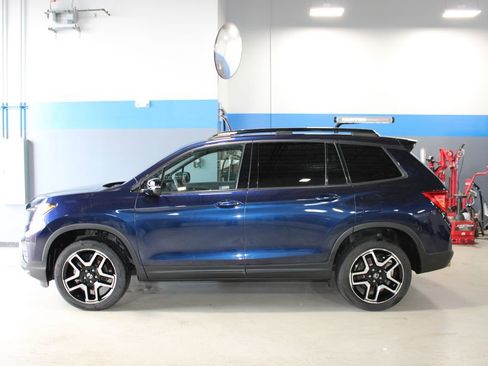 Used 2023 Honda Passport Elite image 16