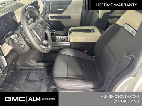 New 2026 GMC Hummer EV 4x4 Crew Cab image 11