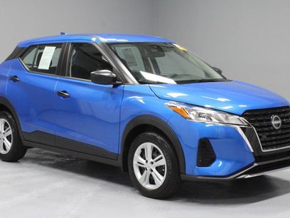 Certified 2025 Nissan Kicks Play S