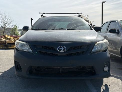 Used 2013 Toyota Corolla S image 2