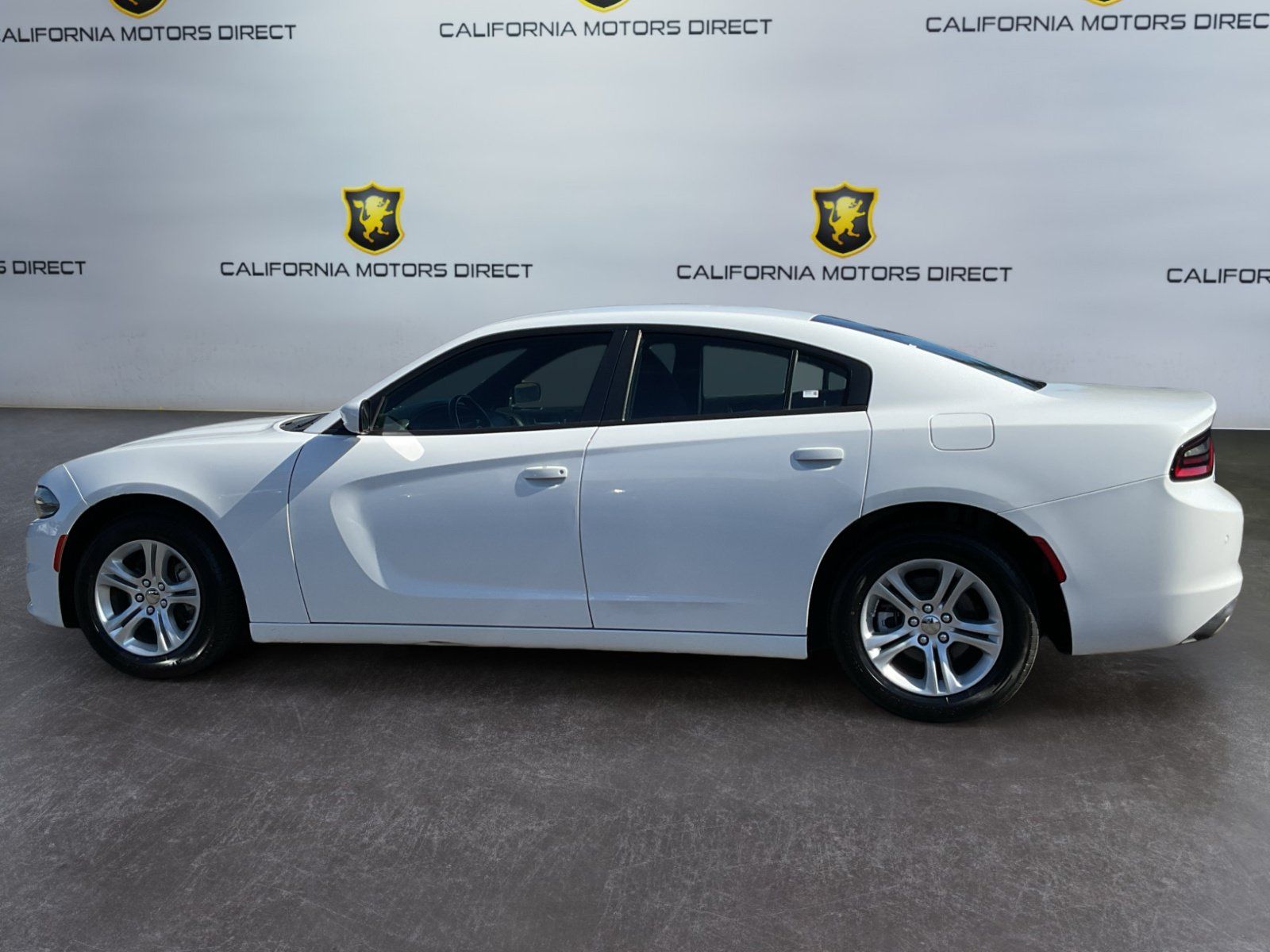 Used 2022 Dodge Charger SXT RWD image 8
