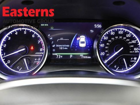 Used 2019 Toyota Camry XLE w/ Carpet Mat Package image 18