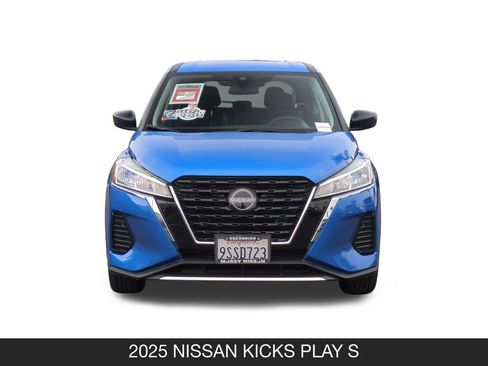 Used 2025 Nissan Kicks Play S FWD image 4