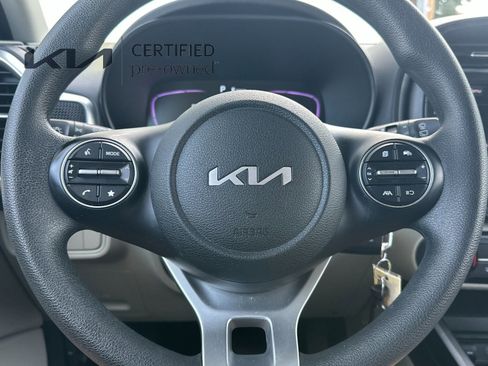 Certified 2023 Kia Soul LX w/ LX Technology Package image 23