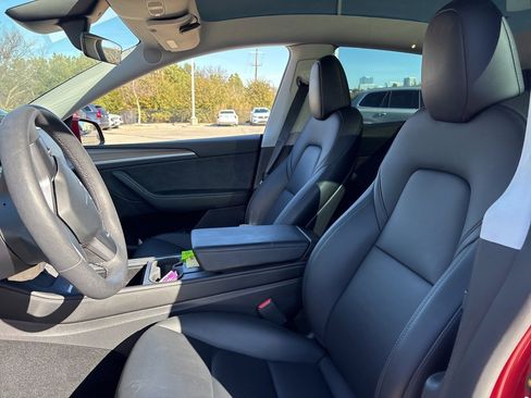 Used 2023 Tesla Model Y Long Range image 14