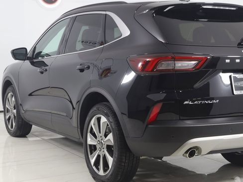 Used 2023 Ford Escape Platinum image 23