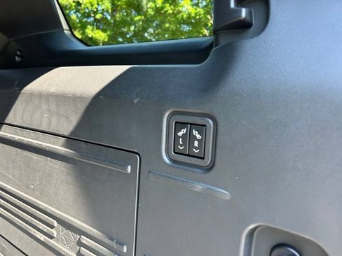 Used 2025 GMC Hummer EV 3X AWD/4WD image 51